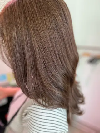 ロング カラー Cuthie 泉川のヘアスタイル