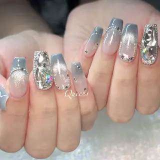 ネイル Queens テイのネイルデザイン