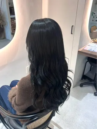 ロング カラー 池谷 茉耶のヘアスタイル