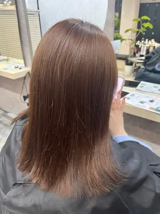 ミディアム カラー 山口愛莉 /暖色/艶髪のヘアスタイル