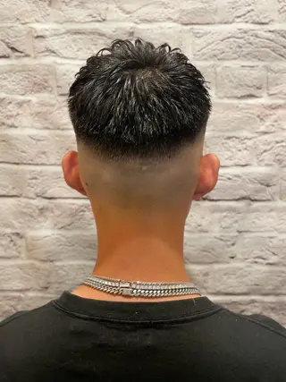 ショート メンズ 新崎 彩翔のヘアスタイル