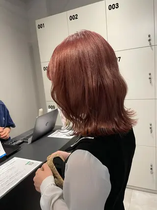 ショート カラー ブリーチ👩🦳/ ✂︎MANAMIのヘアスタイル
