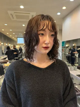 ミディアム 山元 くるみのヘアスタイル