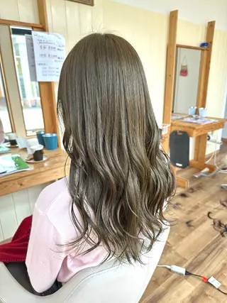 ロング カラー Agu hair 木間のヘアスタイル