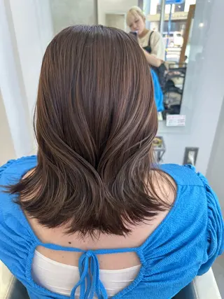 セミロング カラー さあや 【透け感/艶感】のヘアスタイル