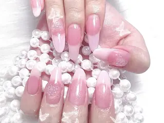 ネイル リリ 奈🎀のネイルデザイン