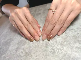 ネイル Adore nailのネイルデザイン