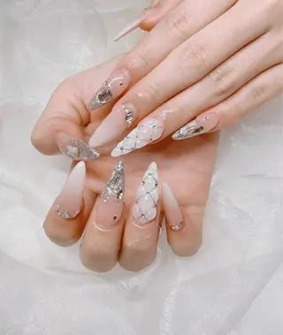 ネイル CHARME 🤎〔RINA〕のネイルデザイン