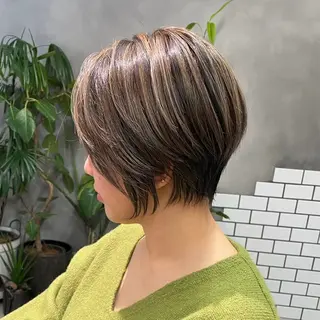 カラー こうら かすみのヘアスタイル