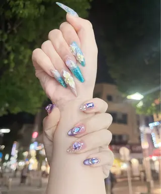 ネイル 日向 あゆみのネイルデザイン