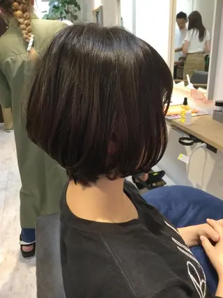 ショート カラー 【女性指名No.1】 西口直子のヘアスタイル