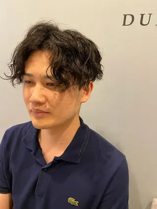 パーマ メンズ 似合う髪型見つけます AYAKAのヘアスタイル