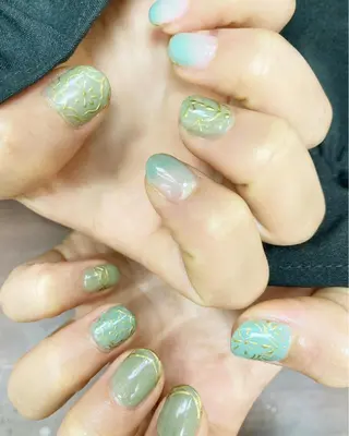 ネイル MonFavori 坂田のネイルデザイン