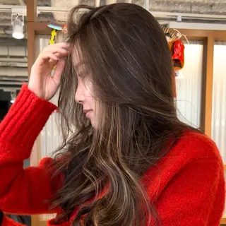 ロング カラー satone 🩵のヘアスタイル
