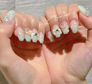 ネイル 🎀Luvia ワンホンネイル💫のネイルデザイン