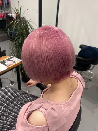 ショート 🥀ハイトーン/三澤 歩夢のヘアスタイル