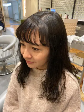 ロング 松田 アカリのヘアスタイル