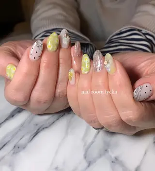 ネイル ネイルルームリッカ 𝐦𝐚𝐲𝐮のネイルデザイン