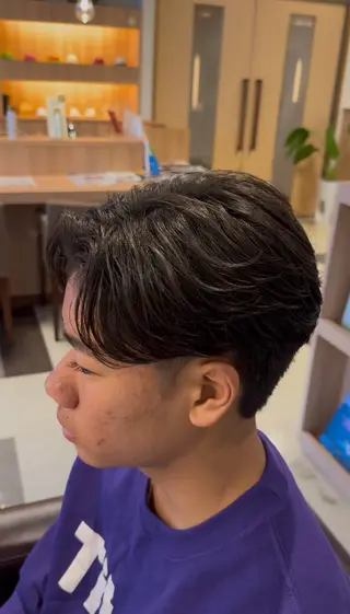 ショート パーマ メンズ メンズパーマ特化🔥 岩内皓大のヘアスタイル