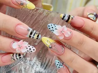 ネイル Rina Mika Nailsのネイルデザイン