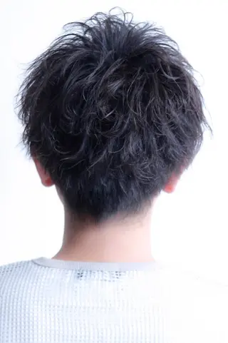 ショート パーマ メンズ メンズヘア特化 崎田 成人のヘアスタイル