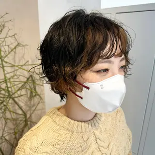 ショート パーマ デザインカラー/パー マ🦖外岡咲希🦖のヘアスタイル