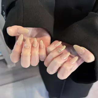 ネイル 柴田 幸菜のネイルデザイン