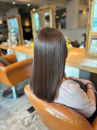 ロング カラー パーマ 髪質改善カラー ベージュ🤎YUMEのヘアスタイル