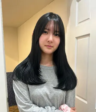 ロング 太田 絵麻のヘアスタイル