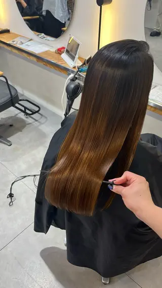 ロング 冨田 悠稀/ 髪質改善縮毛&カラーのヘアスタイル