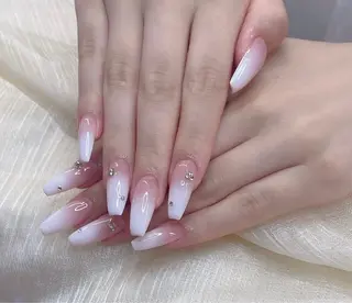 ネイル 渋谷T&B りお ロング無制限中💫のネイルデザイン