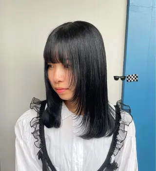ミディアム ハイトーン/透明感 カラー/下出有沙のヘアスタイル