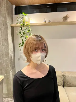 ショート メンズパーマ/ ハイトーン/タニザキのヘアスタイル