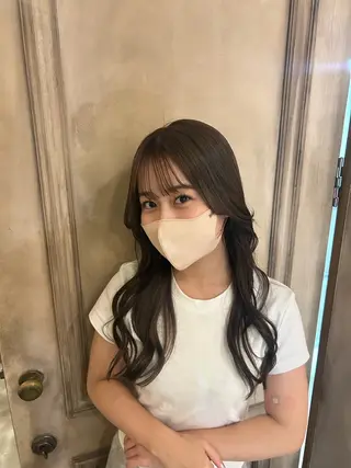 ロング カラー 津村 優明のヘアスタイル