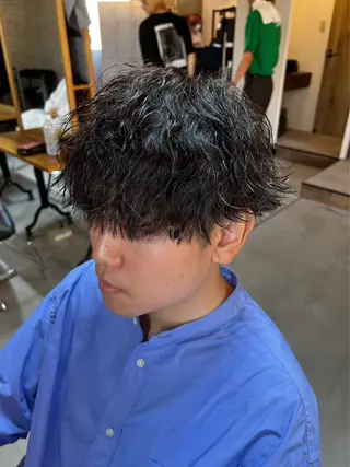 ショート パーマ メンズ ツイスパ特化 石川 歳也のヘアスタイル