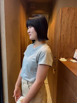 ミディアム hina 🛋️ブリーチカラーのヘアスタイル
