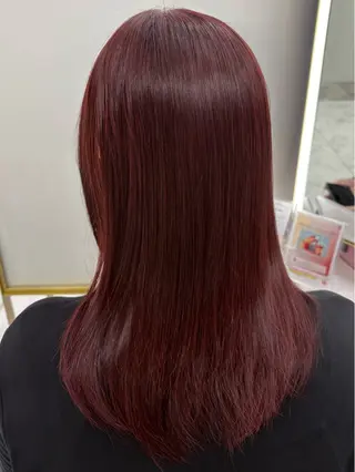セミロング カラー momo /ブリーチなしピンクのヘアスタイル