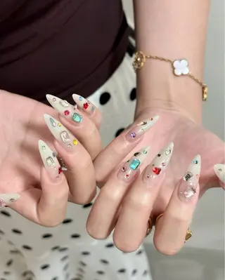 ネイル NiJi Nailsのネイルデザイン