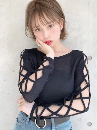 ショート カラー パーマ ヘアアレンジ 🥞ベージュ系カラー 【すずきりほ】🥞のヘアスタイル