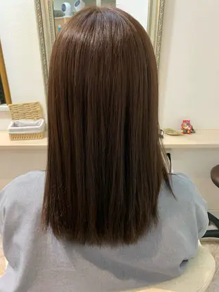 ミディアム カラー 山本 優音のヘアスタイル