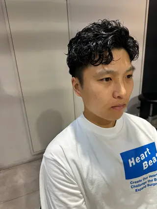 ショート パーマ メンズ 似合う髪型見つけます AYAKAのヘアスタイル
