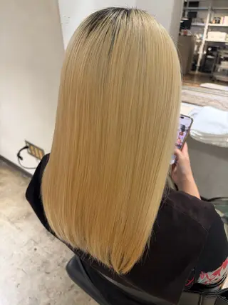セミロング ワンカラー🌙.* 艶カラー/NeNeのヘアスタイル
