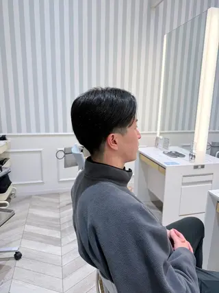 メンズ 透明感カラー🫧 幕内梨乃亜のヘアスタイル