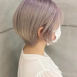 ショート カラー ハイトーン🤍 古江 実夢のヘアスタイル