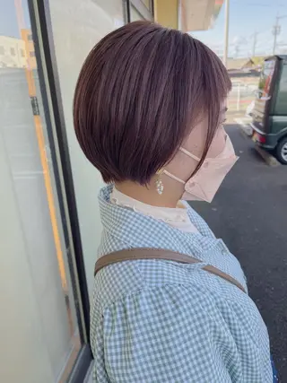 ショート カラー 齊藤 衣梨佳のヘアスタイル