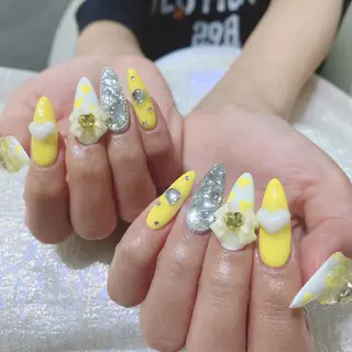 ネイル Queen‘s なんのネイルデザイン