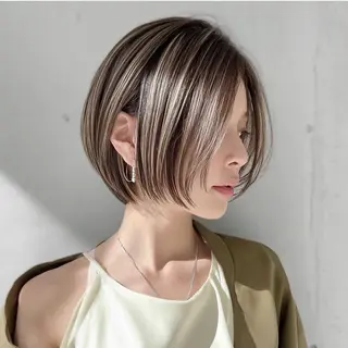 ショート カラー 新越谷HATTORI 似合わせカットカラーのヘアスタイル