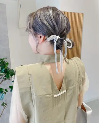 ミディアム ヘアアレンジ ダブルカラー,透け カラーHINARIのヘアスタイル