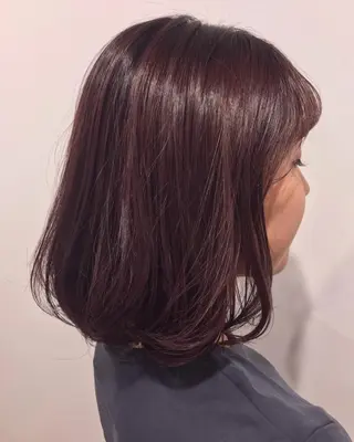 ショート カラー レイヤー/大人ボブ| ワタナベ リョウカのヘアスタイル