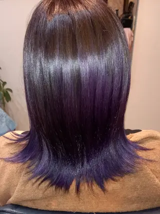 カラー 上原 嘉代子のヘアスタイル
